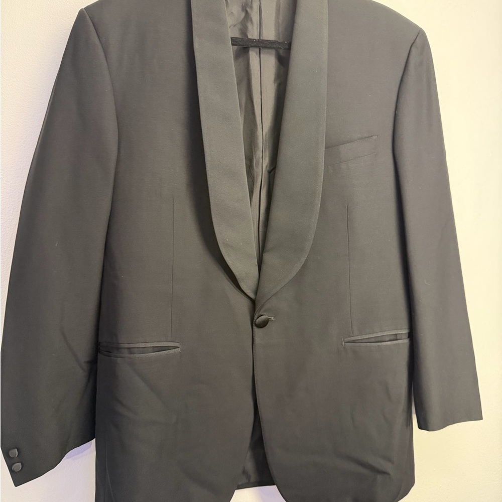 Gianfranco Ferre Elegant Black Tuxedo Jacket